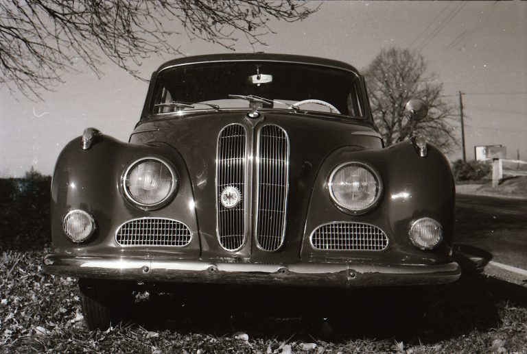 BMW 502: Delicate Sparkle of a Bavarian Princess