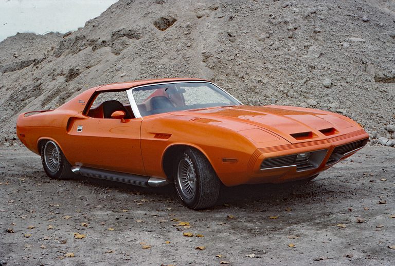 Dodge Diamante
