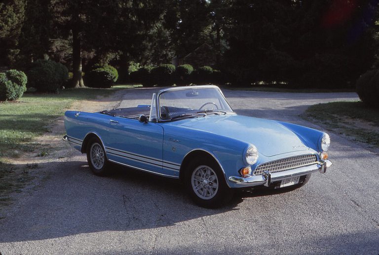 Sunbeam Tiger: An overpowered cat just ready to pounce