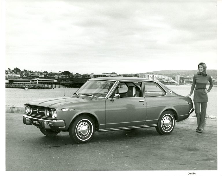 Carina! Carina! 1972-73 Toyota Carina
