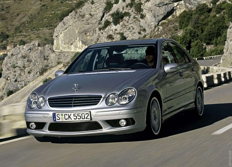 2005 Mercedes-Benz C55 AMG: The fast and the seniorious