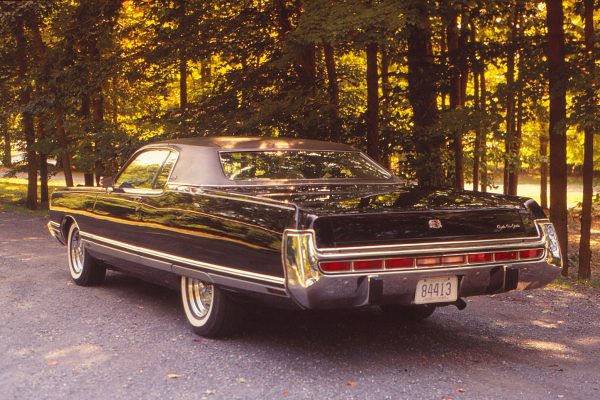 1973 Chrysler New Yorker Brougham: Gas crisis! What gas crisis?