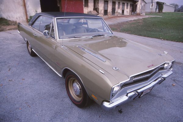 1969 Dodge Dart GTS 383: A high-water mark of straight-line performance
