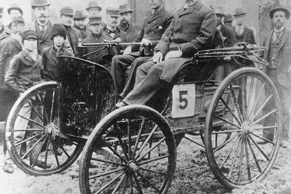 The First Automobile Race in America: Chicago, November 28, 1895